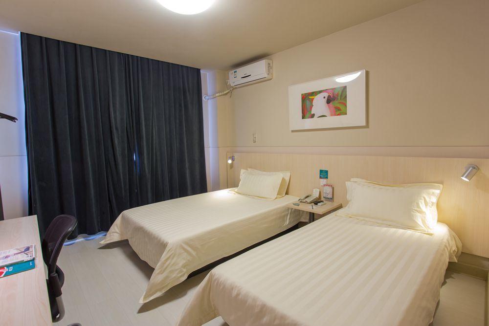 Jinjiang Inn Wanda Plaza Hotel Taiyuan Street Senjang Kültér fotó