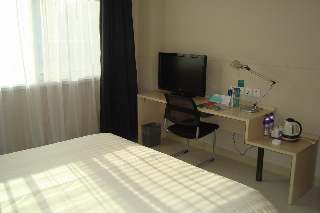 Jinjiang Inn Wanda Plaza Hotel Taiyuan Street Senjang Kültér fotó