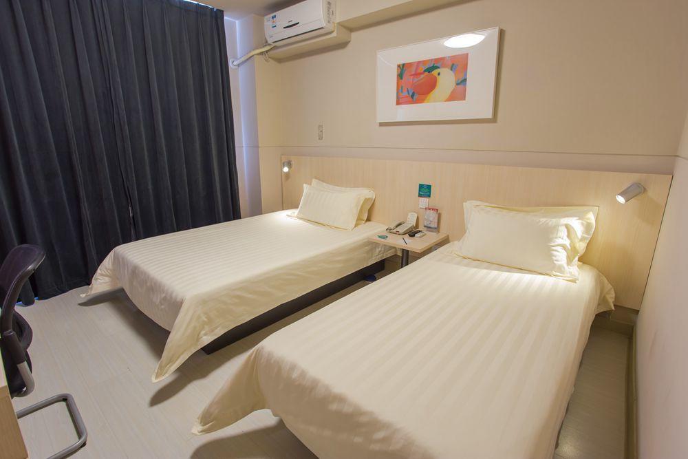 Jinjiang Inn Wanda Plaza Hotel Taiyuan Street Senjang Kültér fotó