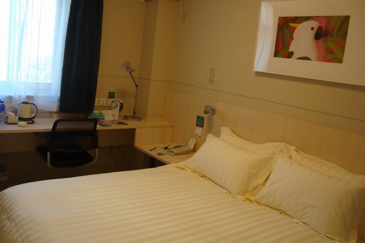 Jinjiang Inn Wanda Plaza Hotel Taiyuan Street Senjang Kültér fotó