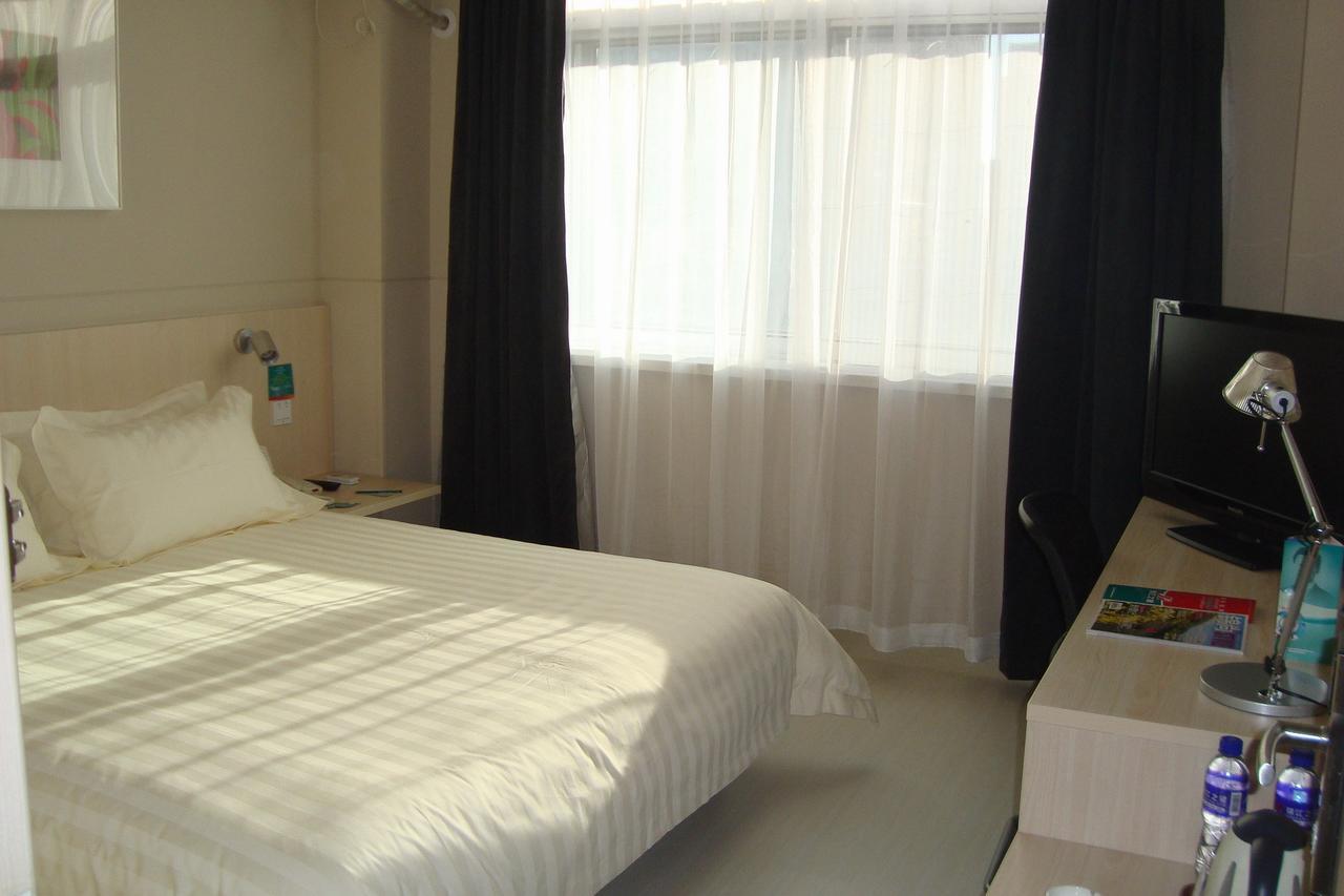 Jinjiang Inn Wanda Plaza Hotel Taiyuan Street Senjang Kültér fotó