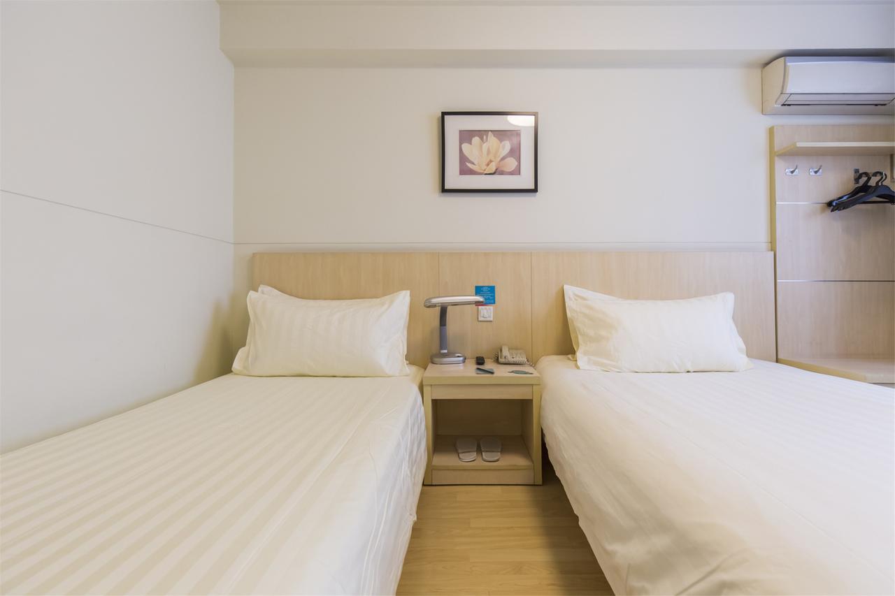 Jinjiang Inn Wanda Plaza Hotel Taiyuan Street Senjang Kültér fotó